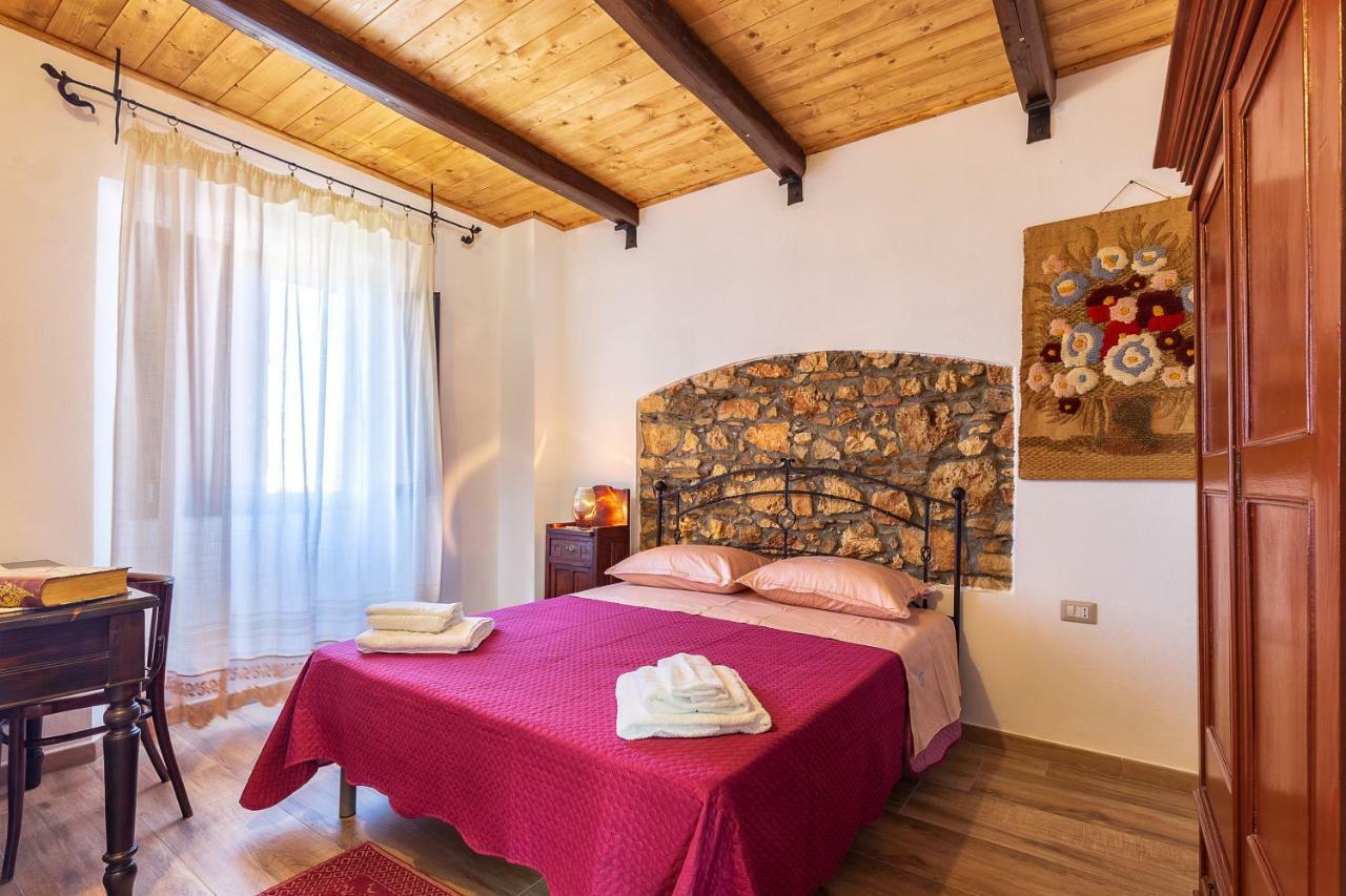 バウネーイ La Casa Di Nonna Monniヴィラ エクステリア 写真