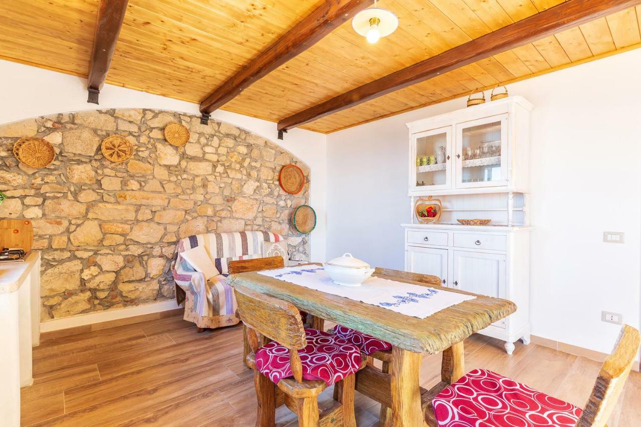 バウネーイ La Casa Di Nonna Monniヴィラ エクステリア 写真